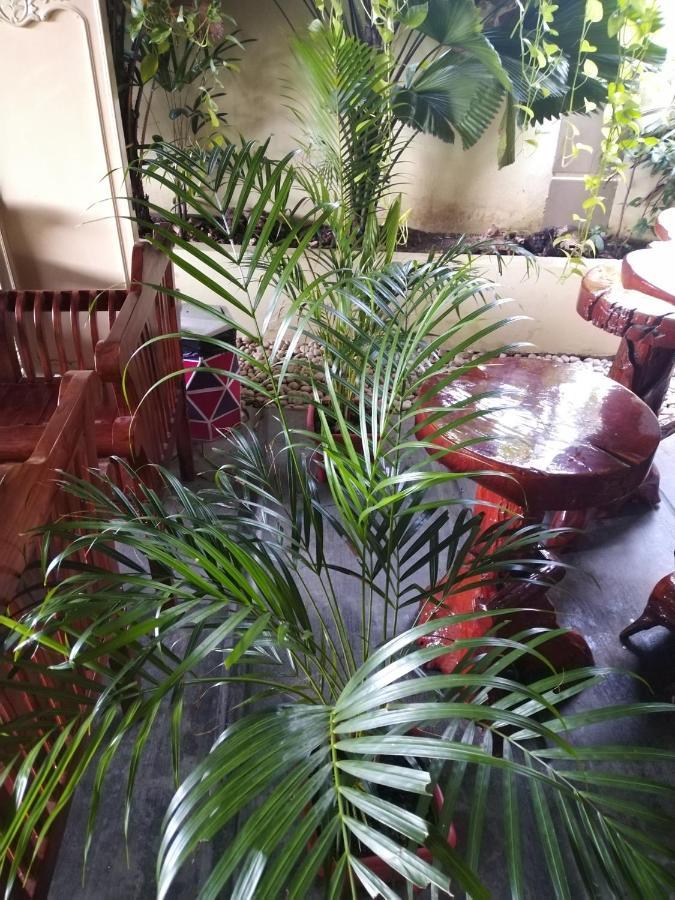 Check Inn Johor Bahru Extérieur photo